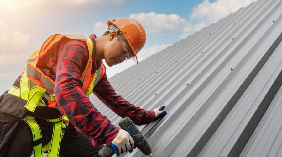 Professional residential roofers in Moulton, TX